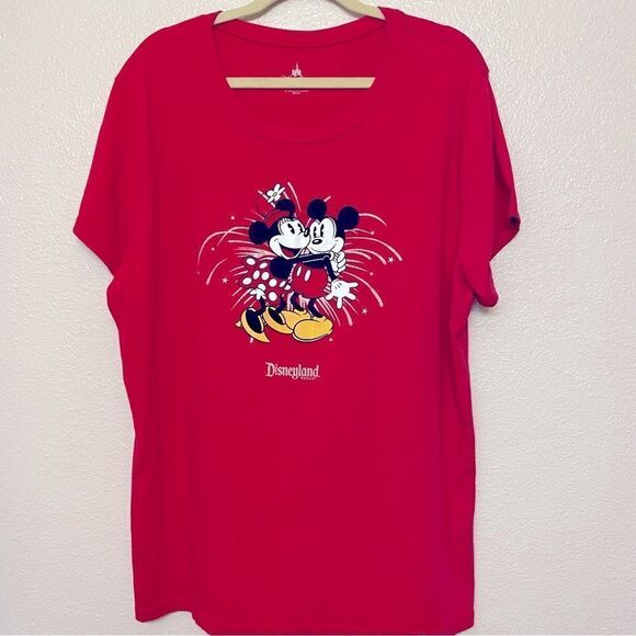 Disney Parks red Mickey and Minnie metal stud stars short sleeve plus t shirt 1X - Picture 1 of 11